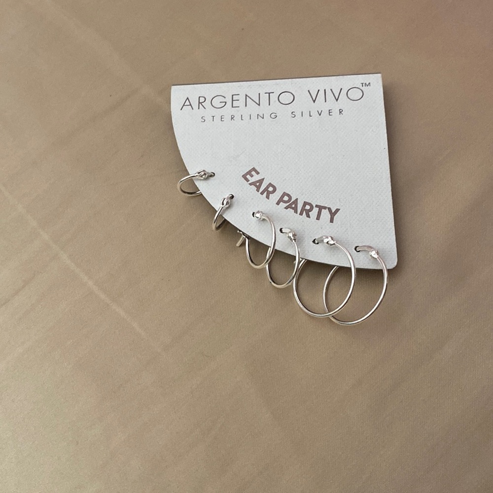BNWT argento vivo sterling silver ISO the same huggie hoop earrings but in gold
